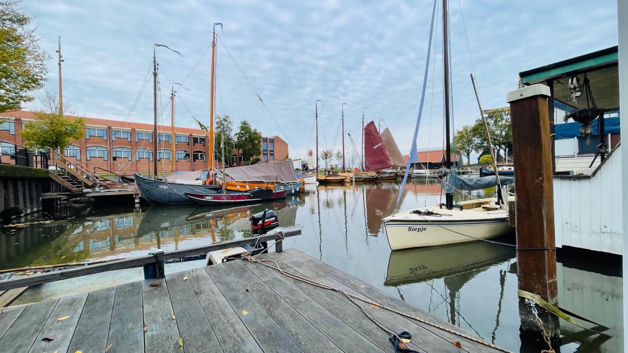Woonboot 4 Harderwijk酒店 外观 照片